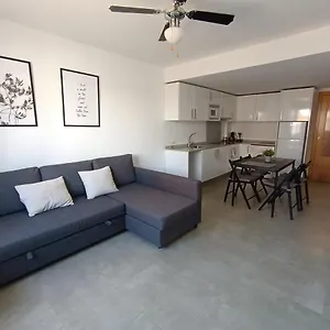 https://malaga-sunshine.hotelsinnerja.org