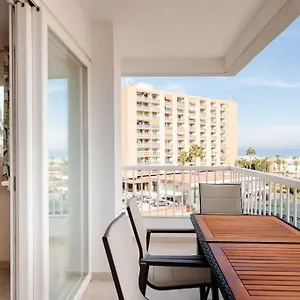 https://amplio-apartamento-en-el-paseo-maritimo-de-benalmadena.hotelsinnerja.org